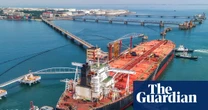 Oil prices plummet as Trump claims he is close to US-Iran deal
