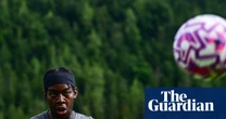 Elanga eager to ‘showcase talent’ at Newcastle but stays noncommittal on Isak’s future