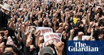 What are Samsung union workers demanding and how might a strike play out?