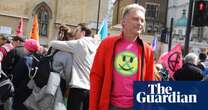 Chris Packham urges protesters to stop blocking roads as he takes climate role