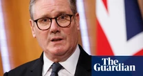 UK risks becoming ‘island of strangers’ without more immigration curbs, Starmer says