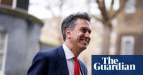 More than 100 Labour MPs urge Ed Miliband to explore radical energy bills overhaul