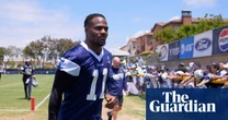 Jerry Jones downplays Micah Parsons’ public comments as teammates rally to player’s side