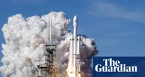 SpaceX courts retail investors in push for biggest IPO in history