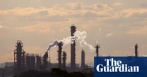 ‘Significant gap’ between Australian companies’ climate commitments and how they actually invest, analysts find