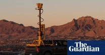 Judge dismisses trespassing charges against immigrants crossing US-Mexico border