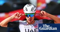 Juan Ayuso bounces back to claim first Vuelta stage win as Træen stays in red