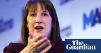 Economists urge Rachel Reeves to bend fiscal rules instead of cutting welfare