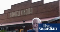 David Stratton, esteemed Australian film critic, dies aged 85