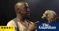 Hamlet review – Giles Terera dives deep into the prince of Denmark’s torment