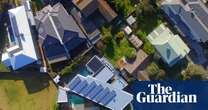 Labor backs household batteries in bid to spark voters on cost-of-living and climate worries