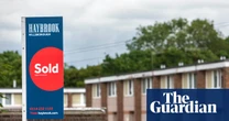 Right to buy in England ‘fuelled housing crisis and cost taxpayers £200bn’