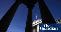 Bank of England poised to cut interest rates amid UK economic gloom