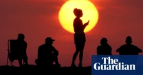 Extreme heat could lead to 30,000 deaths a year in England and Wales by 2070s, say scientists