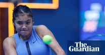 Listless Raducanu retires from first-round match at stiflingly hot Wuhan Open