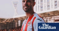 Brentford sign Jordan Henderson and hail ‘one of the most influential leaders’