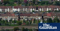 London homes 500 metres from station ‘command £42,700 premium over those 1,500 metres away’