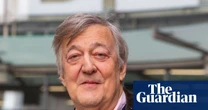 Stephen Fry sues tech conference organisers for £100,000 over fall from stage