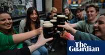 Debate over perfect Guinness bubbles up again as barman says ‘little craft’ required