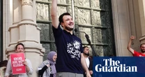 Palestinian rights activist Mahmoud Khalil and his supporters rally in NYC after release – video