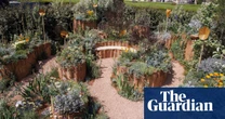 Garden with terracotta 3D-print bricks wins Chelsea flower show green medal