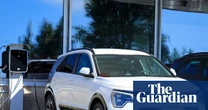UK urged not to further weaken EV rules as CO2 impact revealed