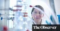 UK scientists fear £1bn funding cut for new research