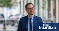 Keir Starmer shakes up No 10 operation with mini-reshuffle