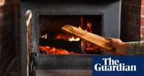 Wood-burning stoves cancel out fall in particulate pollution from UK roads, data shows