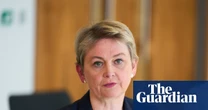 Yvette Cooper condemns Nigel Farage’s criticisms of police