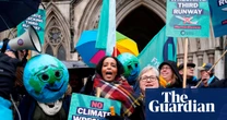 Starmer asks Conservative peer to write planning bill to block judicial reviews