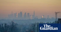 Low-income areas in England and Wales face worst air pollution, analysis finds