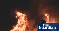 Firefighters in Spain and France battle raging wildfires – video