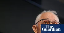 Malcolm Turnbull accuses Liberals of ‘Trumpian campaign against renewables’ after party dumps net zero