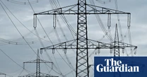 Public procurement of electricity could save GB households £200 a year, says thinktank