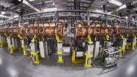 Jak znaleźć ciemną materię? Nowy eksperyment w Wielkim Zderzaczu Hadronów