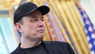 „Sprawdzamy”: hejt na córkę prezydenta elekta i tajemnica podbitego oka Elona Muska