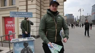 Kreml znalazł sposób, by „łowić” nowych rekrutów na wojnę. Przynosi efekty