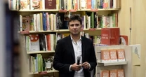 "Di Battista contattato da Fratelli d'Italia". Un ribaltone politico senza precedenti: l'indiscrezione sull'asse anti-Draghi