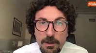 "Leggo con stupore". Toninelli querelato dal Cav? Una bufala. Ghedini smonta il grillino: l'ultima farsa sui 200mila euro