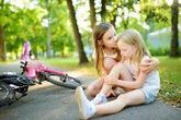 Cha mẹ muốn con lớn lên với tấm lòng nhân hậu, hãy để con hiểu được những điều này từ khi còn nhỏ