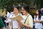 Tuyển sinh lớp 6, lớp 10 tại Hà Nội: Tỷ lệ chọi cao ngất ngưởng