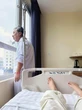 Bạn gái kém 11 tuổi của đạo diễn Dũng 'khùng': 'Cụ Rùa mà làm sao chắc mình sống cũng như chết'