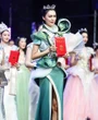 Siêu mẫu mù làm lại cuộc đời nhờ tình yêu của chồng