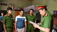 Vụ bạo hành con 11 tuổi: Bắt tạm giam người tình của mẹ