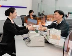 Nóng tuần qua: Cầm 100 triệu đồng gửi ngân hàng nhận được bao nhiêu tiền lãi?
