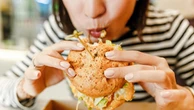 6 nguyên nhân gây tăng cân bạn không ngờ tới