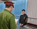 Bị truy đuổi, dùng bình xịt hơi cay tấn công công an ở Đà Nẵng