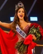 Mỹ nhân giỏi 3 thứ tiếng từng phát biểu tại Quốc hội Anh thi Miss World là ai?