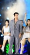 HIEUTHUHAI có thêm tạo hình “để đời”, khiến fan “mất ngủ” vì tấm hình hờ hững